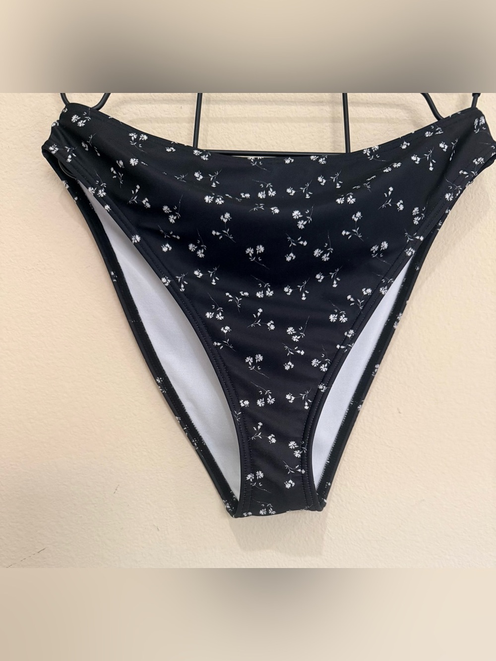 Peek & Beau Black Floral High Waist Bikini Bottom Size 4